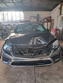 GLC 250 4Matic Premium Incidentata