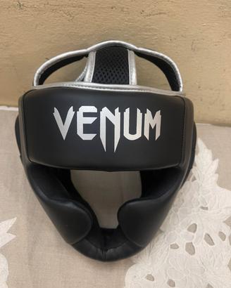 Casco Venum Challenger