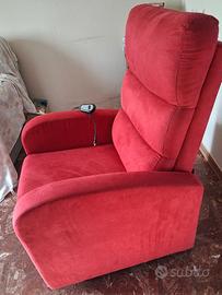 poltrona  alzata assistita 
