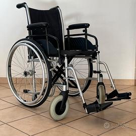 Sedia a rotelle pieghevole