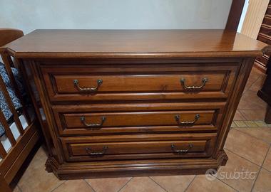 Cassettiera in legno massello