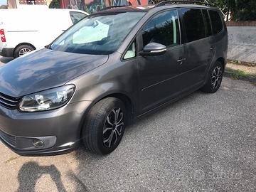 Wolsvagen touran 7 pisti