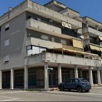 Locale commerciale Battipaglia 250 mq