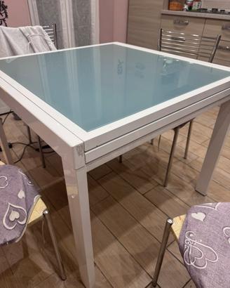 Tavolo quadrato allungabile