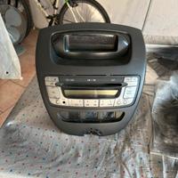 Radio per Peugeot 107 con predisposizione tomtom
