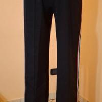 Pantalone nero con banda laterale 