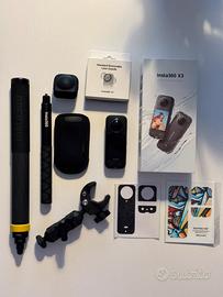 Insta360 X3 con accessori