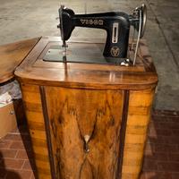 Macchina da cucire a pedale Vigor Vigorelli mobile