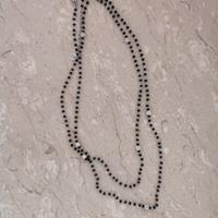 Collana con perline nere