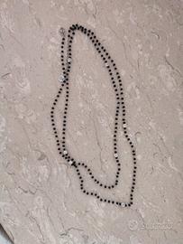Collana con perline nere