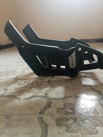 Carena paramotore v strom 650