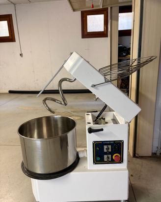 Impastatrice a spirale Mastro 25 kg – 2 velocità,