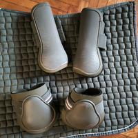 Set sottosella e parastinchi horze