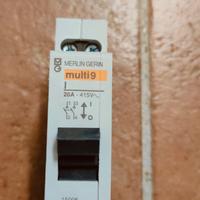 Merlin Gerin sezionatore 2P 20A