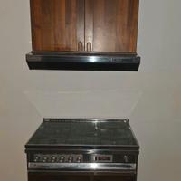 cucina lofra e mobile con cappa