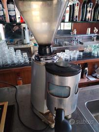 Macinadosatore professionale bar