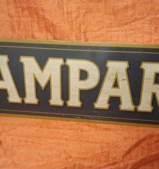 Insegna campari grafica vintage anticata