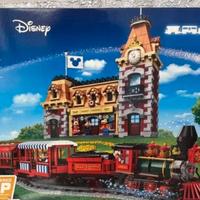 LEGO 71044 Treno e stazione Disney