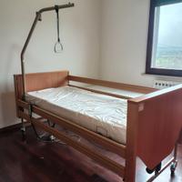 Letto sanitario per disabili