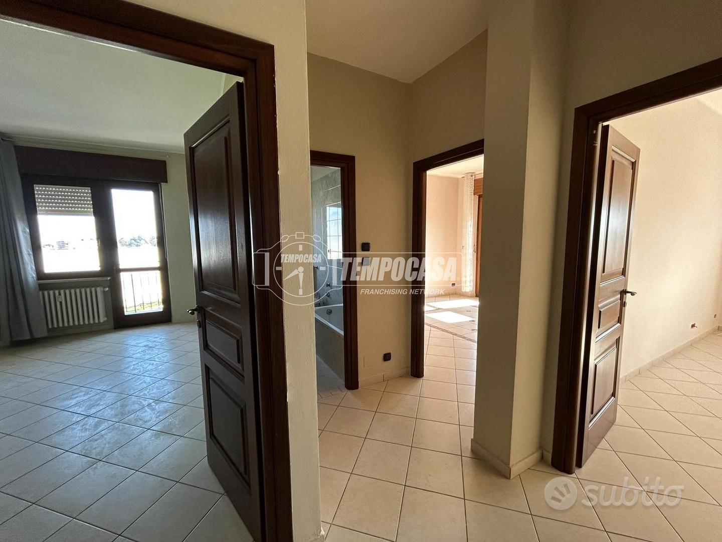 Apartment in Favria, Torino - Vista 4