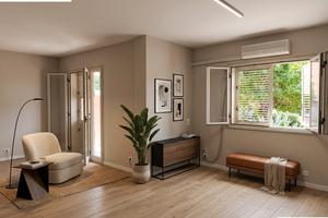 Spazioso con doppi servizi a Giarre