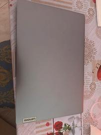 Lenovo ideaPad slim 15,3