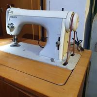 Macchina da cucire Borletti 