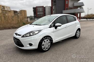 FORD Fiesta 1.4 TDCi 70CV 5 porte Titanium