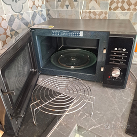 microonde samsung 800 w  1200w 23 L  PARI AL NUOVO