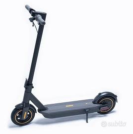 Segway Ninebot l MAX G30 – Monopattino Elettrico