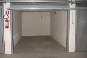 Box in zona centrale via t. gar