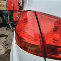 KIA VENGA 2015 - STOP POSTERIORE SINISTRO