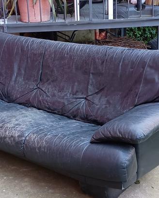 Divano in pelle nera Parma FREE