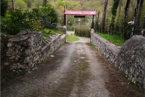 Privato VENDE Casale Rustico,con terreno