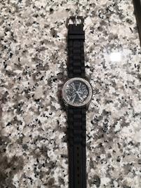 Orologio cronografo da donna Guess con strass