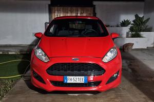 FORD FIESTA ST-LINE