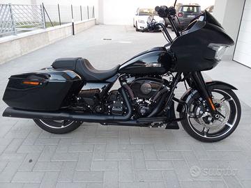 Harley Davidson Road Glide 2024