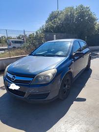 Opel Astra 1.300 Multijet 