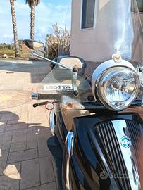 Beverly 300ie Turner 2010