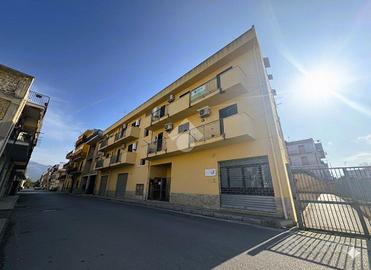 3 LOCALI A CASTELDACCIA