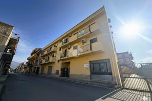 3 LOCALI A CASTELDACCIA