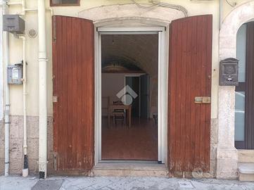 CASA INDIPENDENTE A MOLA DI BARI