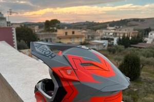 Casco airoh enduro