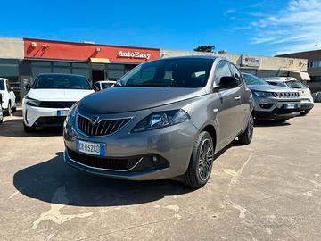 Lancia Ypsilon 1.0 FireFly 5 porte S&S Hybrid Gold