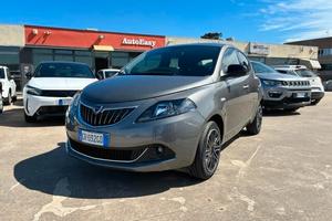 Lancia Ypsilon 1.0 FireFly 5 porte S&S Hybrid Gold