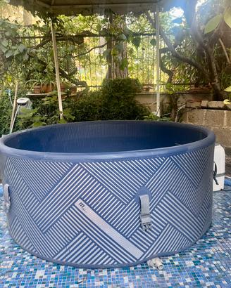 Idromassaggio Piscina