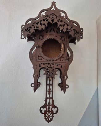 legno traforato antico per orologio cucu