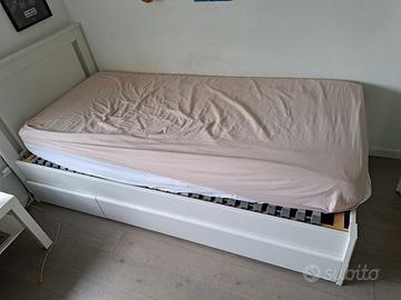 Letto IKEA songesand +Scrivania micke con sedia