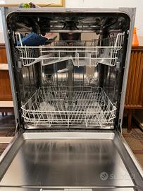 Lavastoviglie indesit