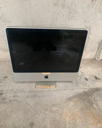 Apple Imac con tastiera e mouse